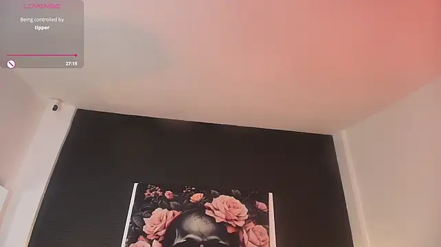 EvaaFoxxy1's Live XXX Chat