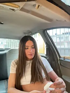 Lottus_fire Adlı Modelin Canlı XXX Sohbeti