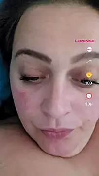 Blondibaby's Live XXX Chat