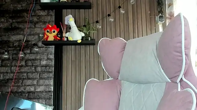 karo123421 XXX чат на живо