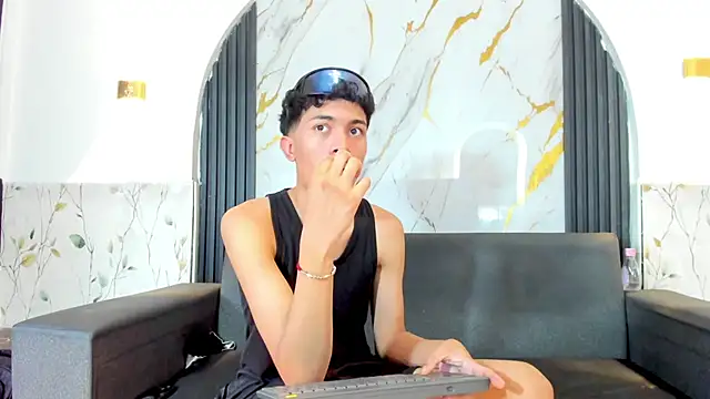 צ'אט XXX בשידור חי של Yeff_26