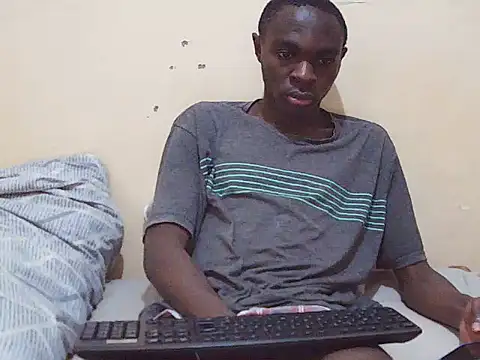 StudentTenInch's Live XXX Chat