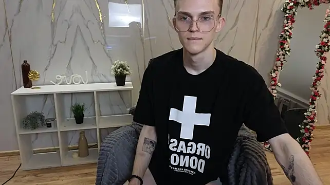 Midnight_gospell: вебкам-шоу