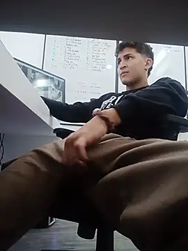 Axel_Romanov Webcam show