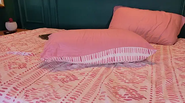 ale_cam Adlı Modelin Canlı XXX Sohbeti