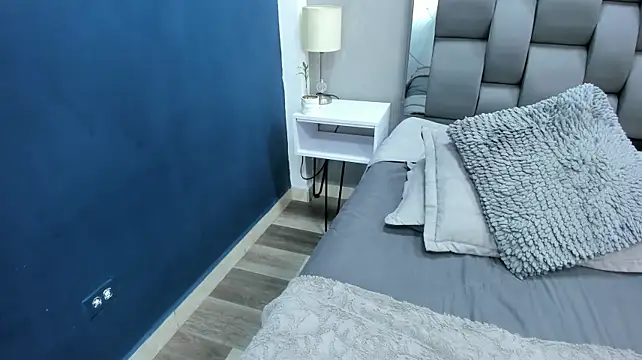 XXX chat uživo modela Charlie___Musk