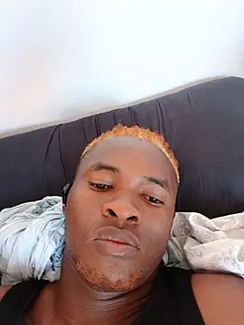 yousontraoreayo Webcam Show