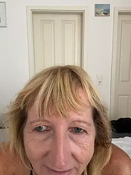 Chatroom XXX en direct de MatureKim