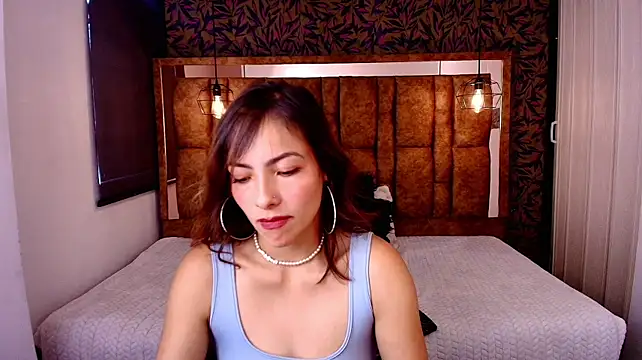 LIA__MILLER_ Adlı Modelin Canlı XXX Sohbeti