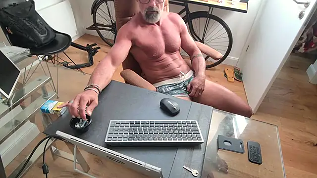 Aricky_2: απευθείας συνομιλία ΧΧΧ