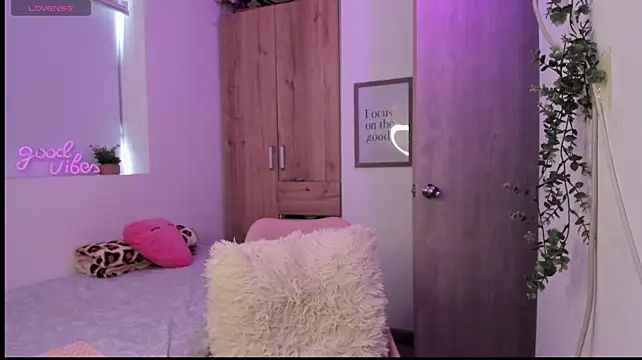 Chat XXX en directo de SarahLee__