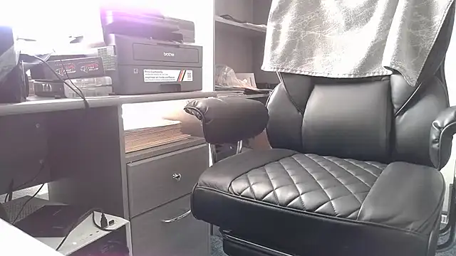 TrevorSteele 现场XXX聊天