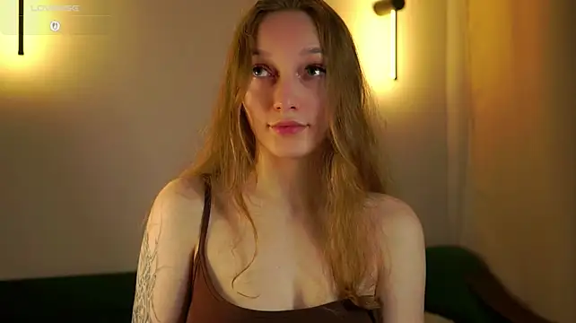 XXX chat uživo modela bella_xis