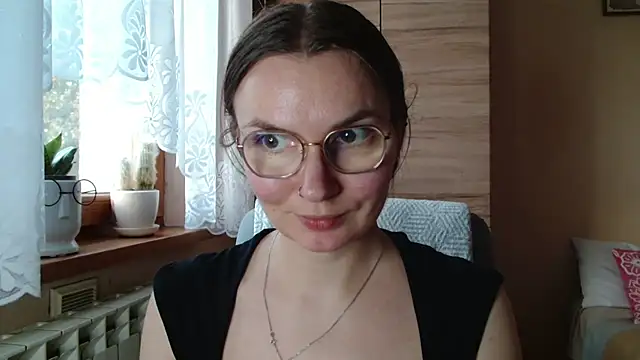 LooveELLYx Adlı Modelin Canlı XXX Sohbeti
