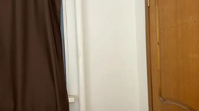 HootedIlk's Webcam Show