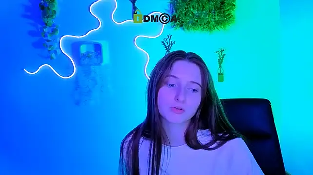 XXX chat uživo modela nekky_mouse