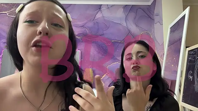 RuthHalll 即時 XXX 聊天