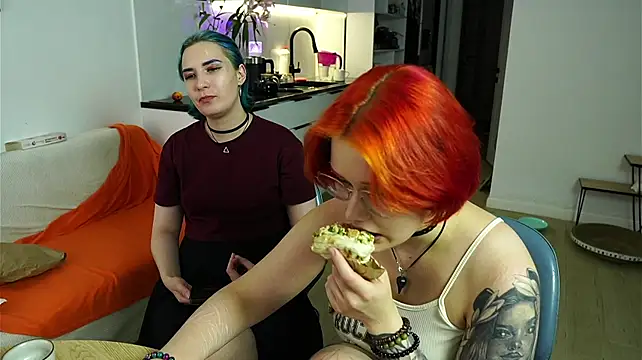 sova_energy's Live XXX Chat