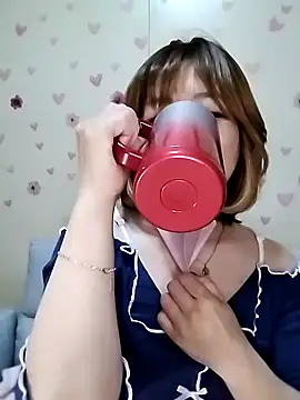 nana_desu élő XXX-chatje