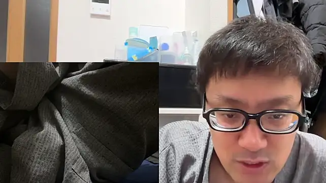 Show modela takuya-yama na web-kameri