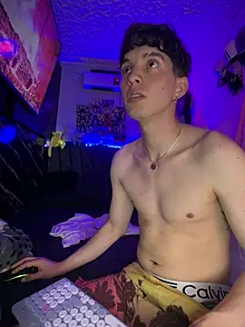 Chat +18 de Hiroaki_hot ao vivo