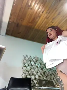 NikkiNix Obrolan Langsung XXX