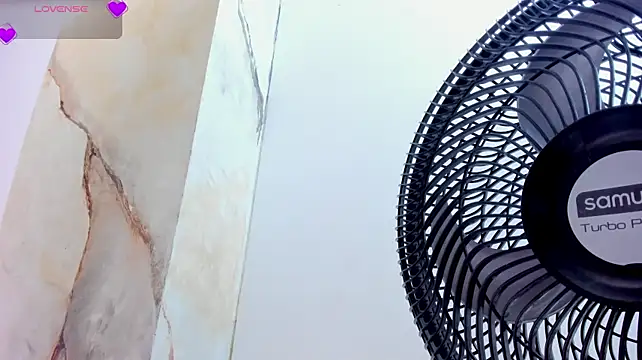 Онлайн чат XXX Angelicamayson