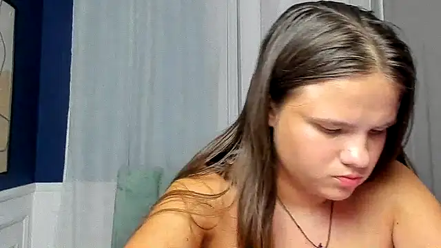 Chat XXX en directo de AdeleCruz