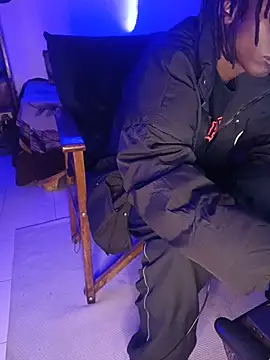 TryingExpiry 在線直播表演