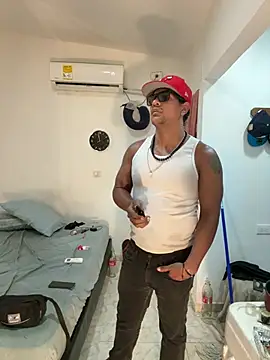 bigdick211292: απευθείας συνομιλία ΧΧΧ