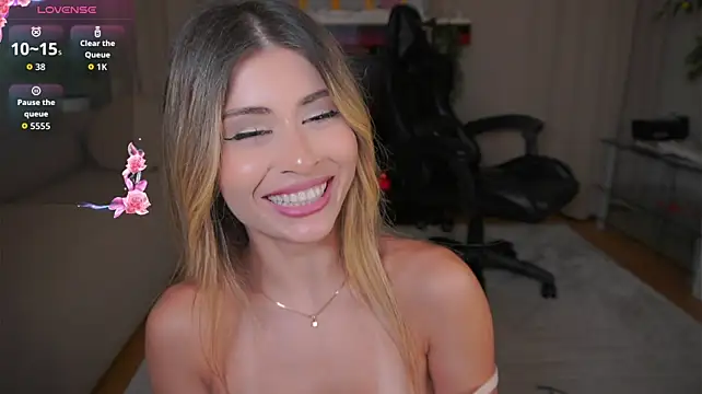 GeorginaHarn Adlı Modelin Canlı XXX Sohbeti