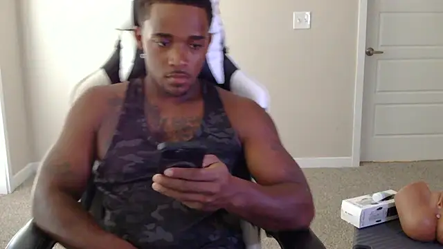 Nathaniel224's Webcam Show