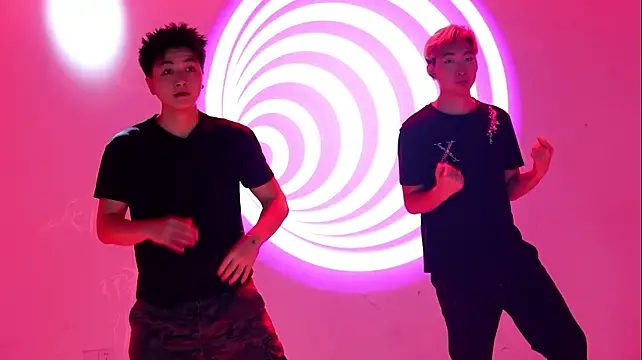 Show modela Blush-boys-002 na web-kameri