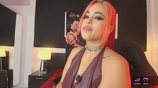 EvaaFoxxy1 live XXX chat