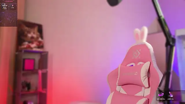 צ'אט XXX בשידור חי של Lady_Shine