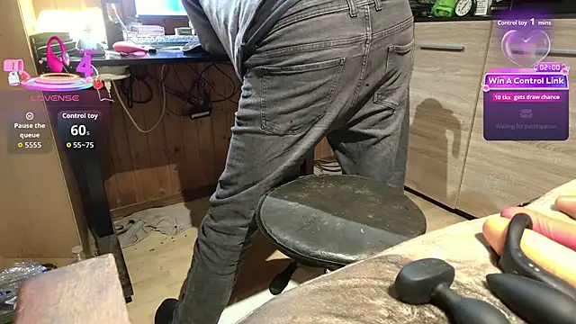 Chat XXX en directo de misteryman1956