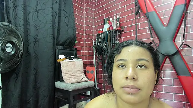 Chat XXX Live BDSM_FETISHEESS