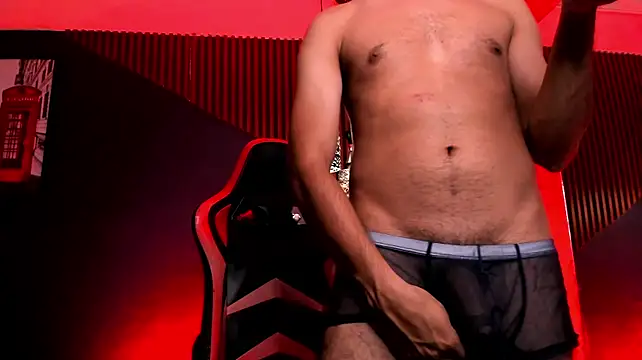 Boss_Domiinatorn Webbikameraesitys