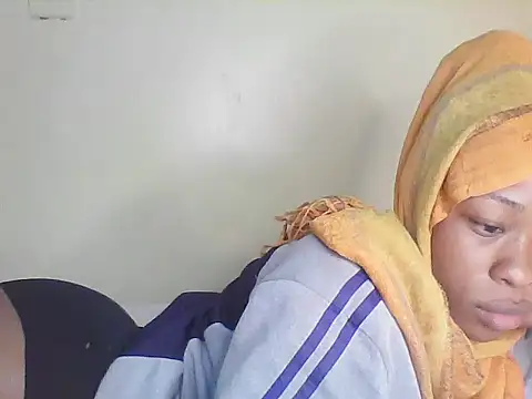 bubble_candi's Live XXX Chat