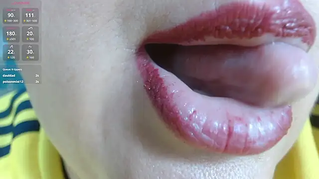 Czat XXX na żywo – Kerly_Doll