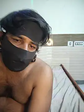 Fantacycouples webcam show