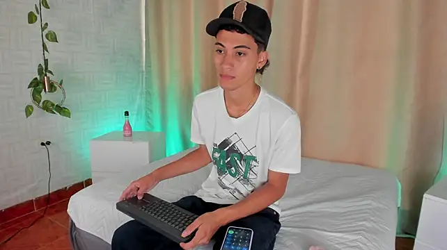 Trevor_Spencer Chat XXX live