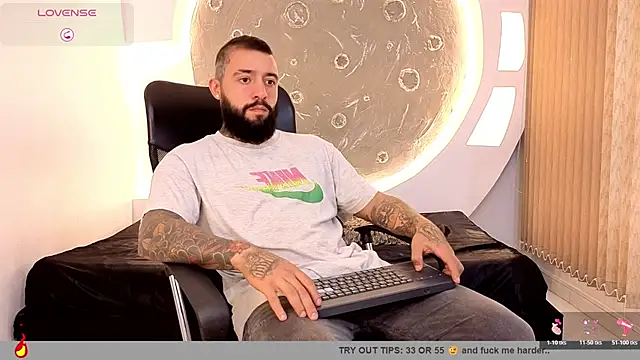 Show de Mister_venom1 na webcam