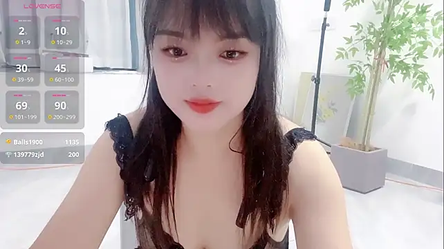 xianxian-baby 在線直播表演
