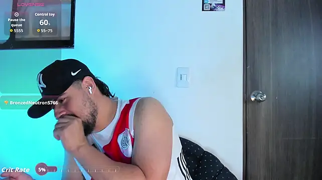 Chatroom XXX en direct de Ryan_evannss_