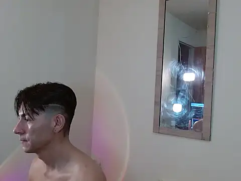 maxstrongboyn Live XXX chat
