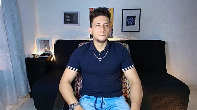 SR_EMILIOCUM Live XXX Chat