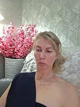 stellahere8 – Naživo XXX chat