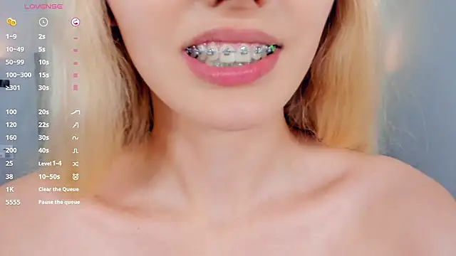 Barbiebloom live XXX chat