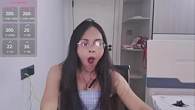 yishan-22 Live XXX-Chat